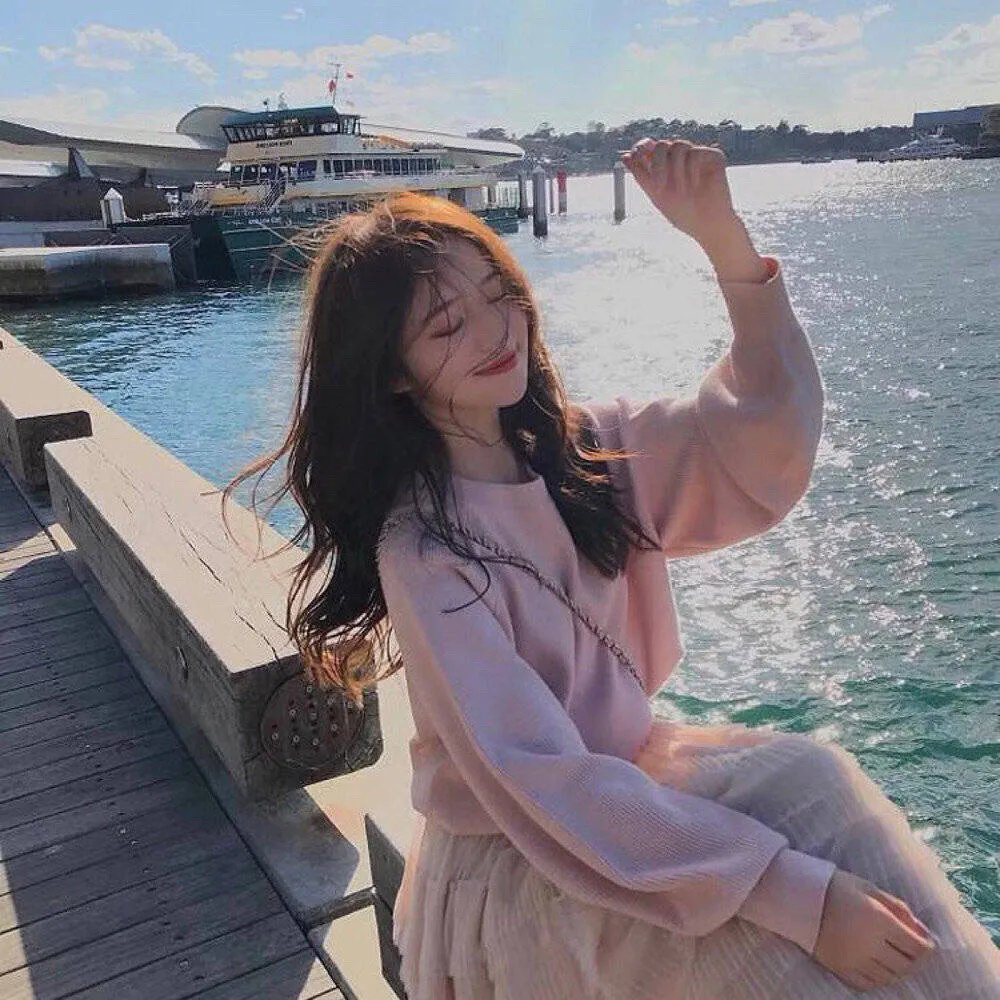 画个圈圈 海报